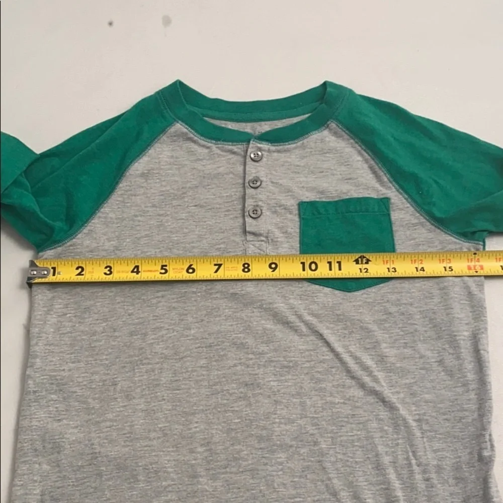 Gap gray and green color block long sleeve henley t-shirt L 10-11y